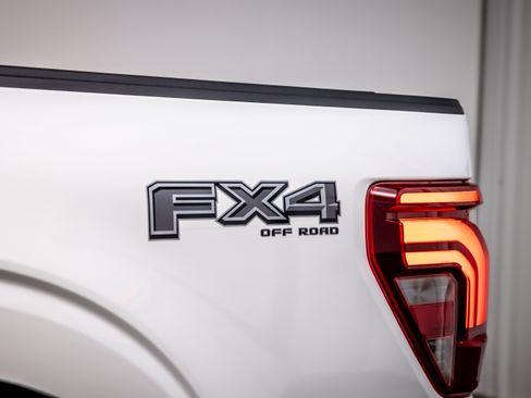 Used 2024 Ford F150 King Ranch w/ FX4 Off-Road Package AWD/4WD image 15