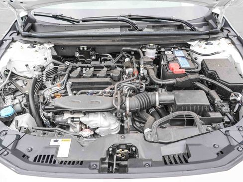 Used 2025 Honda Accord SE image 27