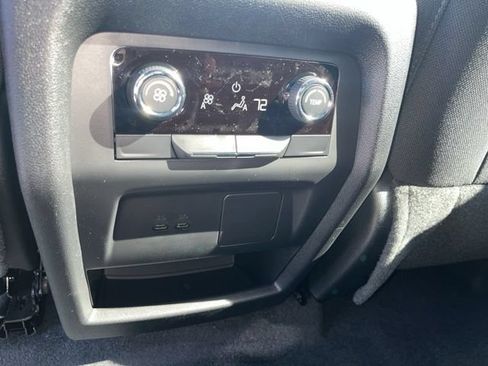 New 2026 Chevrolet Traverse LT w/ Sun and Wheel Package FWD image 16