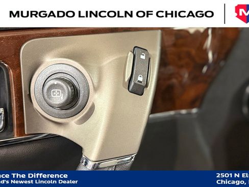 Used 2013 Lincoln MKX AWD image 37