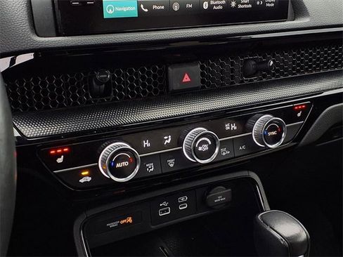 Certified 2023 Honda CR-V Sport Touring image 18