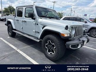 Used 2023 Jeep Gladiator Sport AWD/4WD video 1