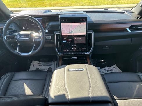 Used 2026 GMC Yukon XL Denali w/ Sun & Power Step Package AWD/4WD image 21