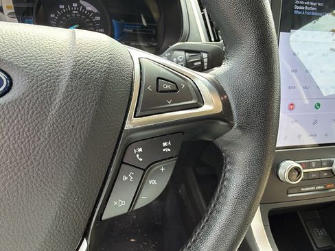 Used 2024 Ford Edge SEL AWD/4WD image 28