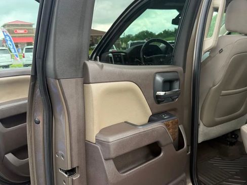 Used 2015 Chevrolet Silverado 1500 LT AWD/4WD image 16