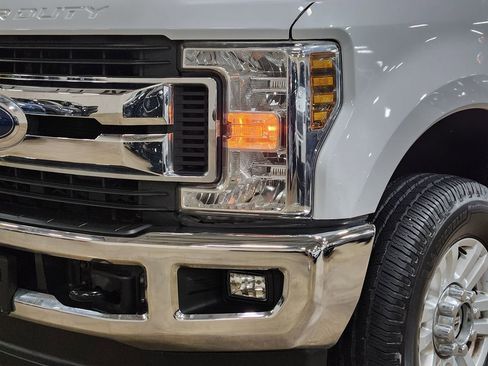 Used 2018 Ford F250 XLT w/ XLT Value Package image 14