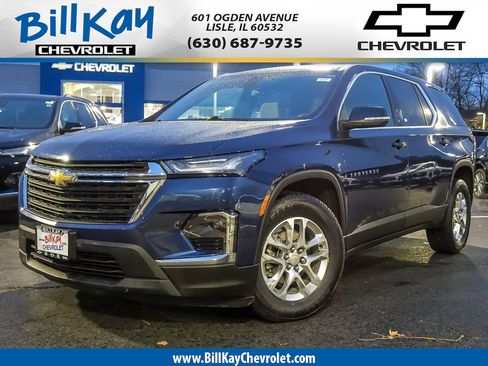 Used 2023 Chevrolet Traverse LS w/ Safety Package image 1