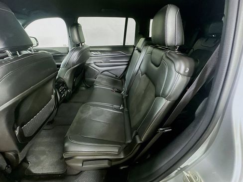 Used 2023 Jeep Grand Cherokee L Laredo RWD image 14
