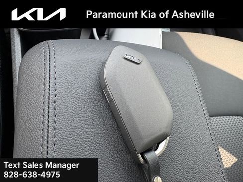 New 2026 Kia Sportage S image 28