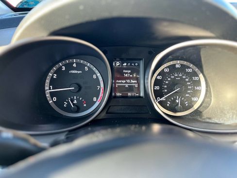 Used 2017 Hyundai Santa Fe Sport image 31