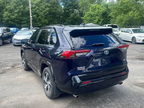 Used 2023 Toyota RAV4 SE w/ Weather & Moonroof Package AWD/4WD image 6