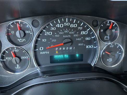 Certified 2019 Chevrolet Express 2500 RWD image 12