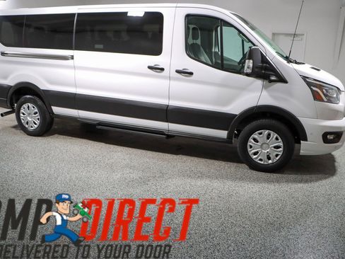 Used 2023 Ford Transit 350 XLT image 6