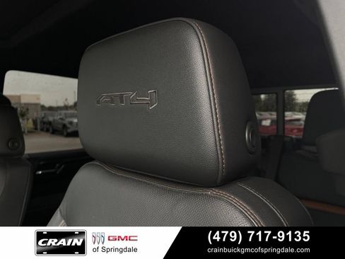 Used 2025 GMC Sierra 1500 AT4 w/ AT4 Premium Package AWD/4WD image 21