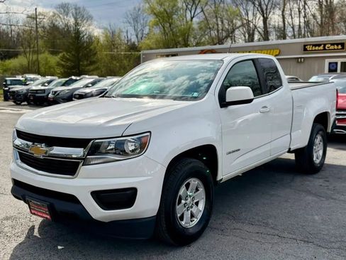Used 2018 Chevrolet Colorado W/T w/ WT Convenience Package RWD image 4