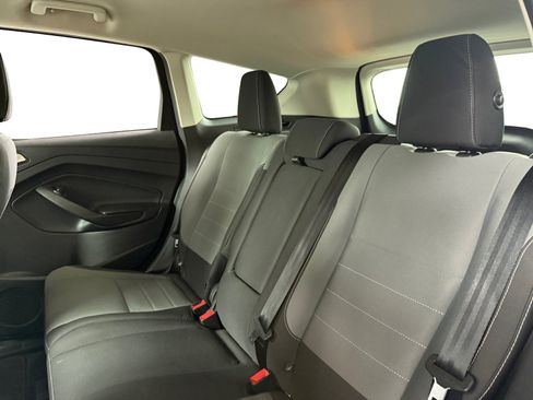 Used 2016 Ford Escape SE image 11