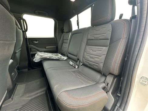 Used 2024 Nissan Frontier PRO-4X w/ Off-Road Protection Package AWD/4WD image 15