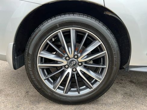 Used 2017 INFINITI QX60 FWD w/ Deluxe Technology Package image 11