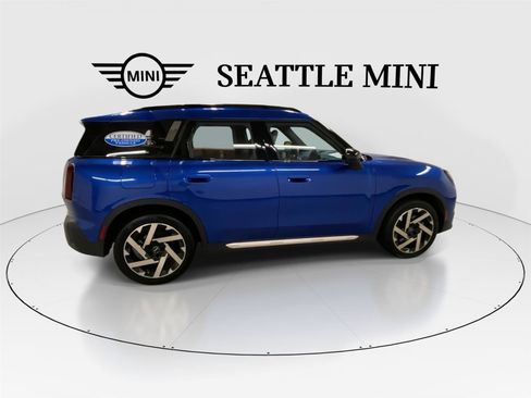 Certified 2025 MINI Cooper Countryman S image 12