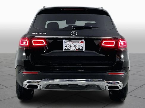 Used 2022 Mercedes-Benz GLC 300 image 4