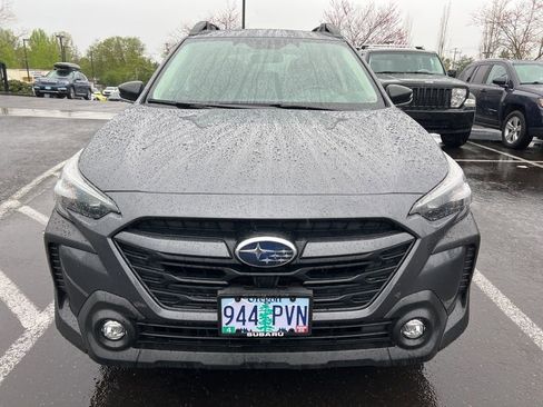 Used 2024 Subaru Outback Premium AWD/4WD image 2