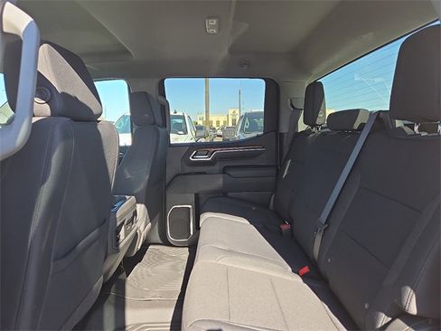 New 2026 Chevrolet Silverado 1500 RST w/ Z71 Off-Road Package image 7