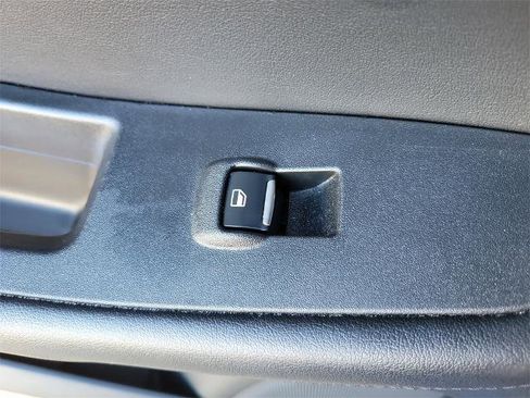 Certified 2023 Ford Edge SEL image 14