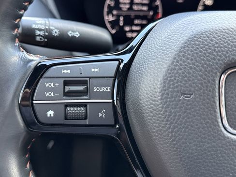 Used 2023 Honda HR-V Sport image 18