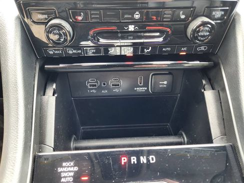 Used 2024 Jeep Grand Cherokee Limited 4xe AWD/4WD image 18