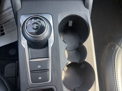Used 2024 Ford Escape Platinum AWD/4WD image 21