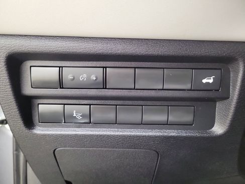 Used 2023 Mitsubishi Outlander SEL image 34