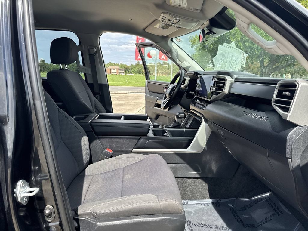 Used 2023 Toyota Tundra SR5 AWD/4WD image 31