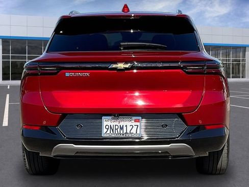 Certified 2024 Chevrolet Equinox EV LT w/ LPO, Trailering Package FWD image 6