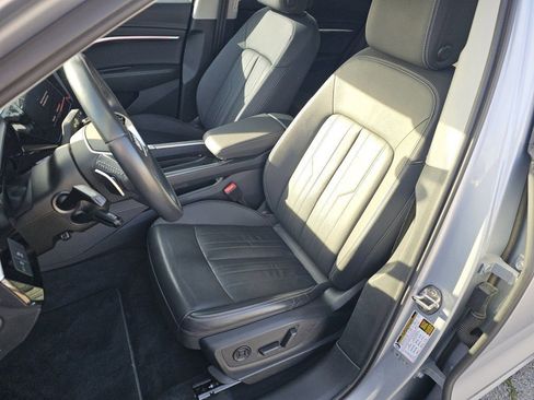 Used 2021 Audi e-tron Premium w/ Convenience Plus Package image 6