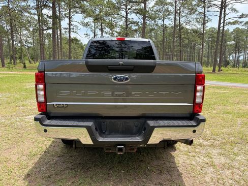 Used 2021 Ford F250 XLT w/ XLT Value Package AWD/4WD image 4
