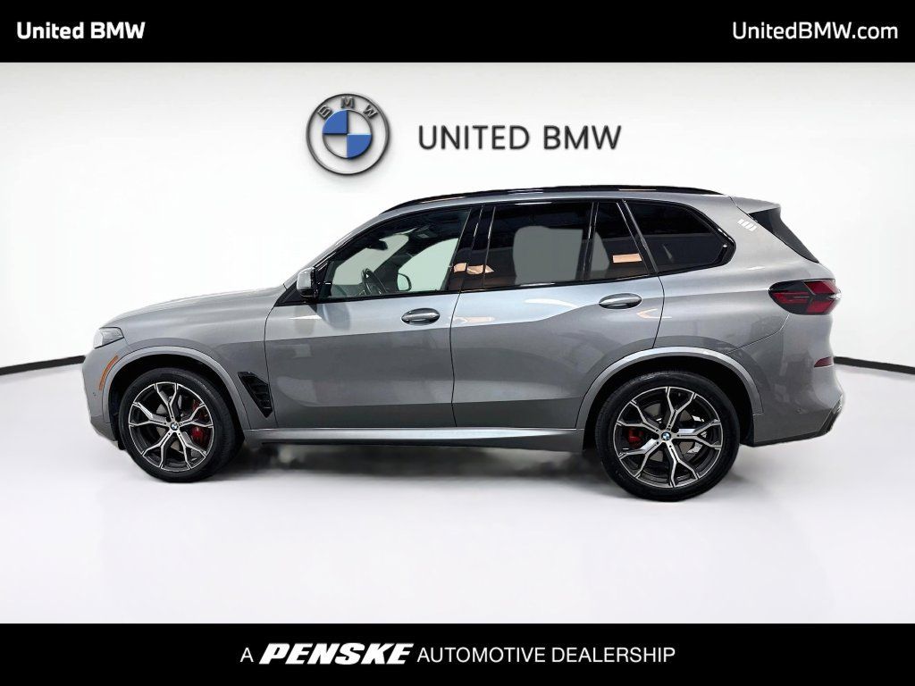 Used 2025 BMW X5 xDrive40i w/ M Sport Package AWD/4WD image 8