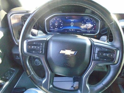 Used 2023 Chevrolet Silverado 1500 High Country w/ Z71 Off-Road Package image 8