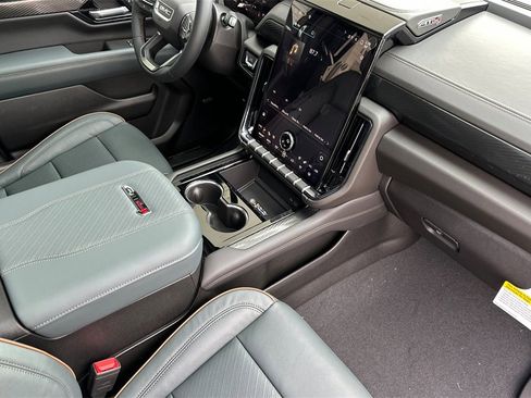 New 2026 GMC Yukon XL AT4 w/ AT4 Premium Plus Package image 16