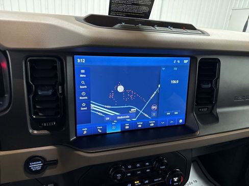 Used 2024 Ford Bronco Wildtrak image 14