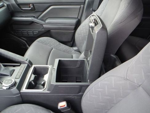 Used 2024 Toyota Tacoma SR5 image 21