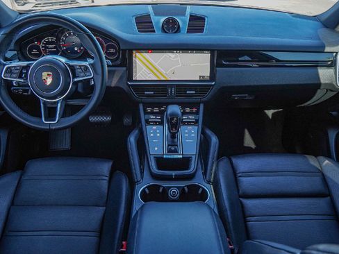 Used 2021 Porsche Cayenne image 26