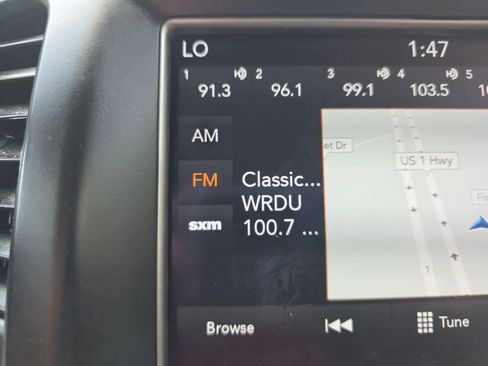 Used 2018 Jeep Grand Cherokee Overland image 30