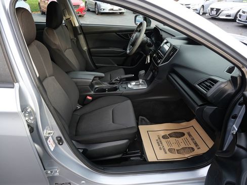 Used 2019 Subaru Impreza 2.0i image 18
