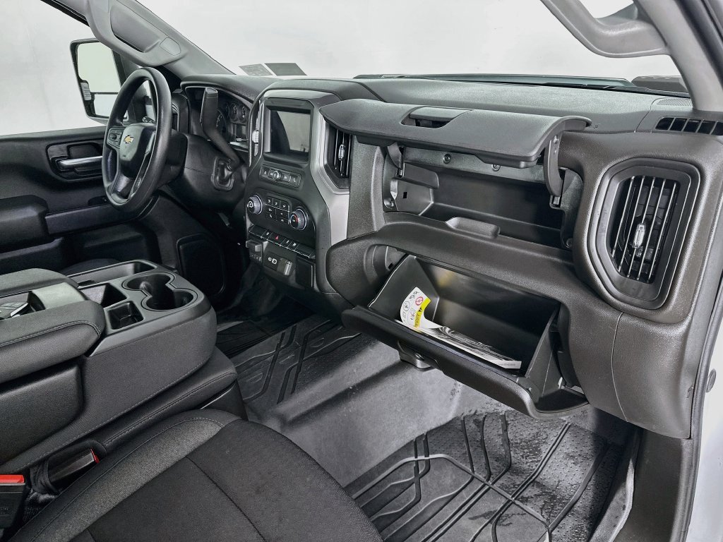 Used 2026 Chevrolet Silverado 2500 Custom AWD/4WD image 31