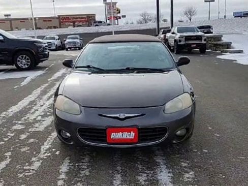 Used 2001 Chrysler Sebring LXi image 3