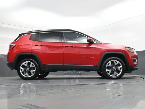 Used 2019 Jeep Compass Limited AWD/4WD image 29