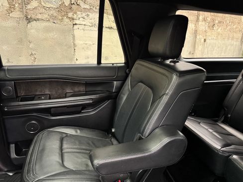 Used 2019 Ford Expedition Max Limited w/ Texas Edition Package RWD image 29