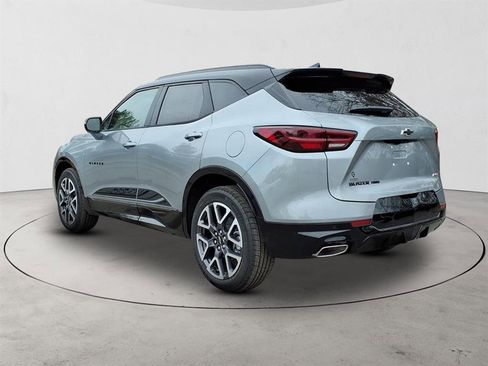 New 2025 Chevrolet Blazer RS w/ Driver Confidence II Package image 7