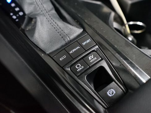 Certified 2025 Toyota Camry SE image 24