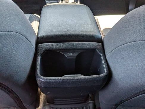 Used 2022 Toyota Tacoma TRD Off-Road w/ Technology Package RWD image 17